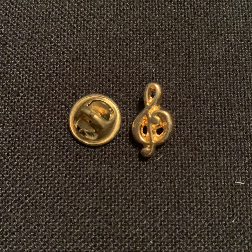 Gold Treble Cleft Pin